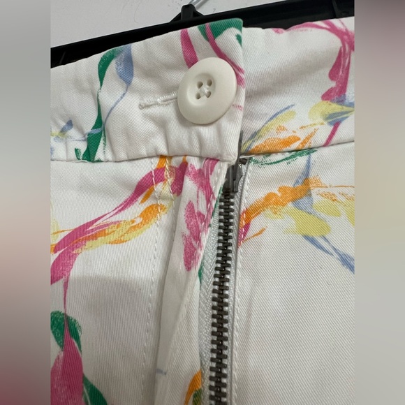 Colorful Patterned Women's Shorts. Waist=31” - Picture 2 of 5